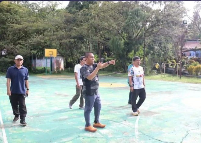 Bupati Luwu Timur didampingi Kadis Kominfo